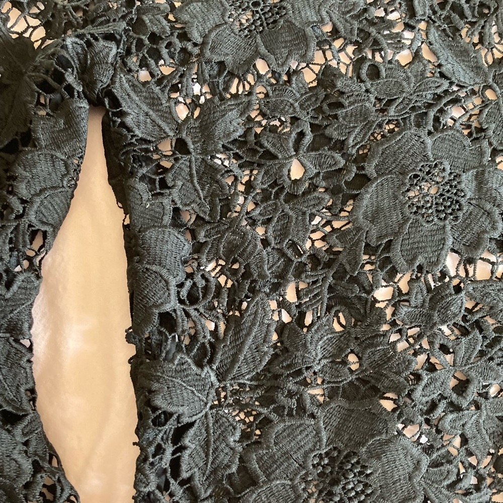 H&M brand new black lace top in size 8 - Picture 7 of 8
